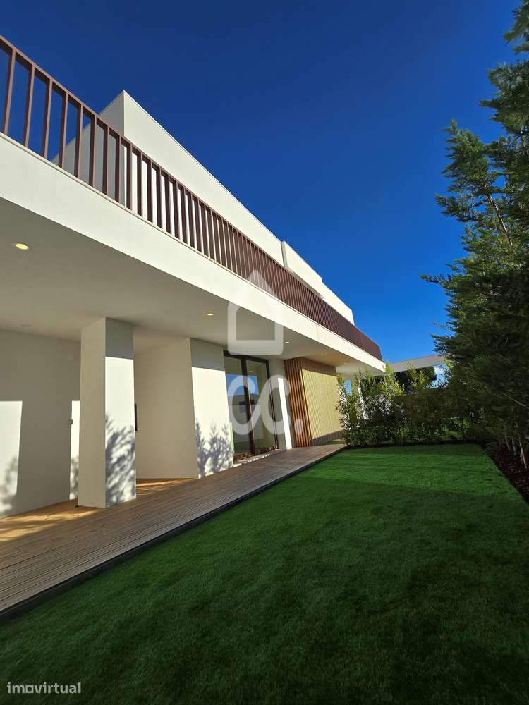 Moradia T3 em Arruda dos Vinhos – O conforto da família entre o campo-32