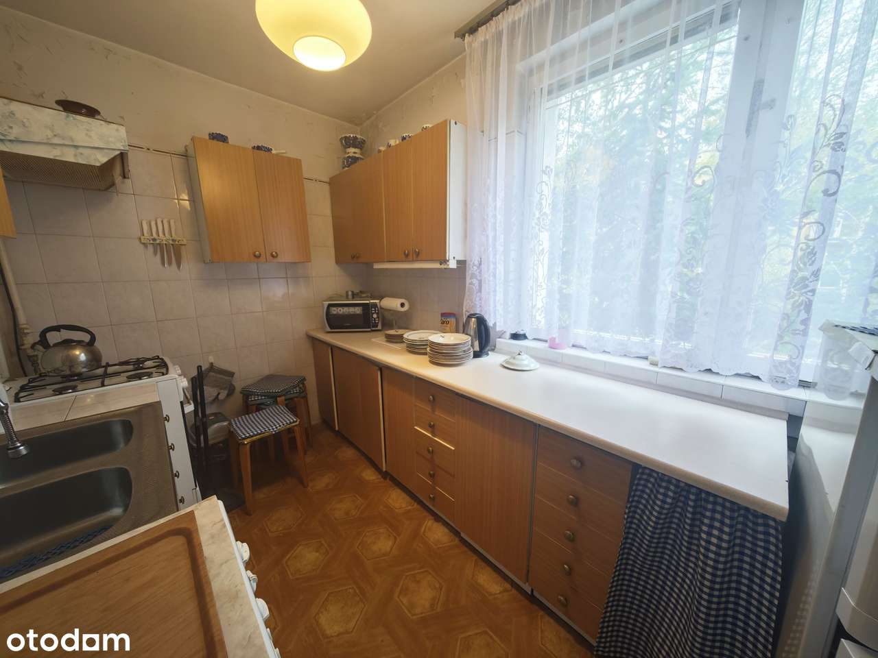 2 pokoje,pełny rozkład.2 piętro. Balkon. Inwestycja lub pierwszy lokal-7