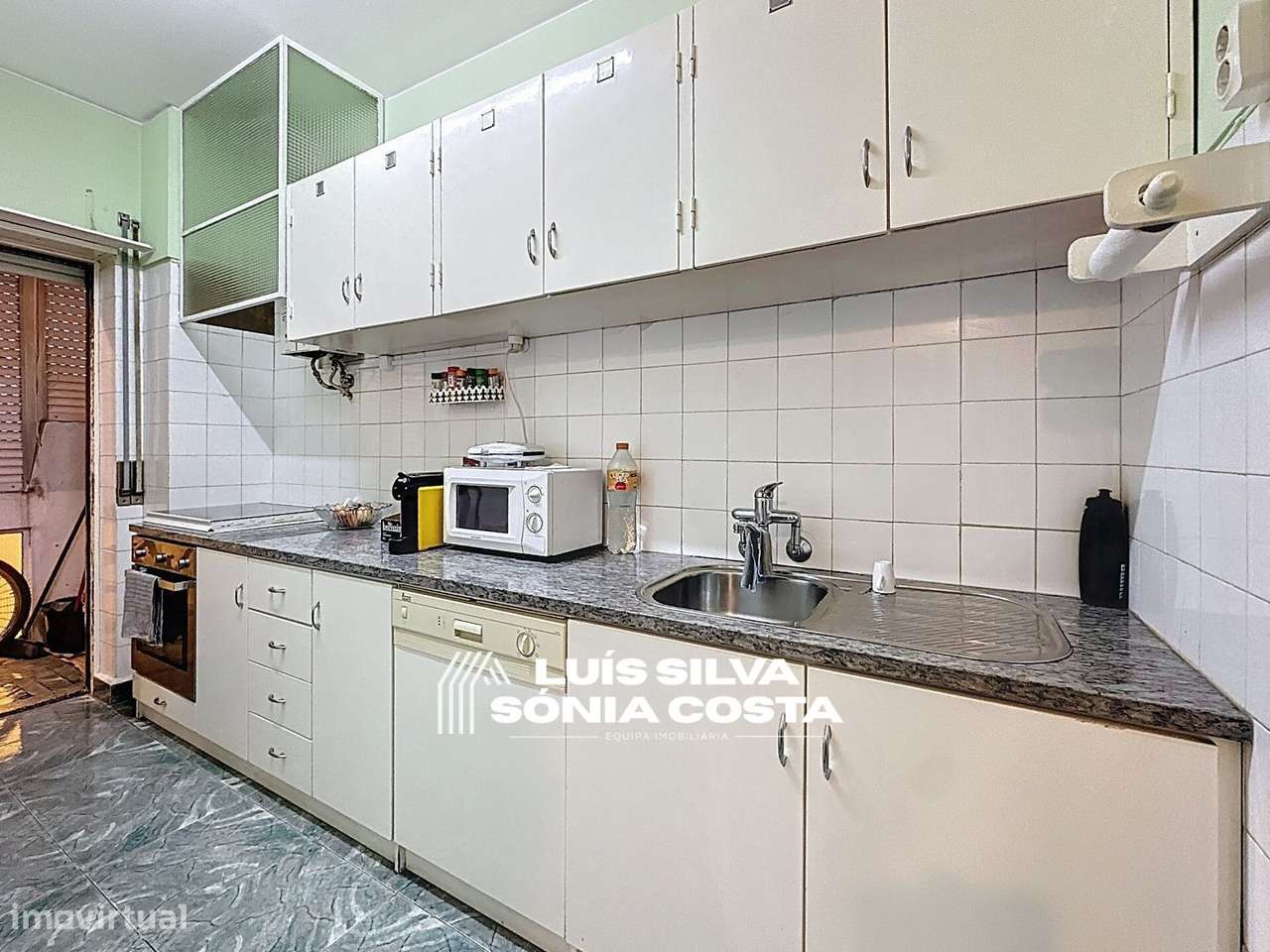 * APARTAMENTOS T4 Destinados a Investimento *-6