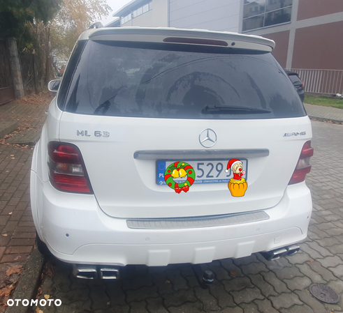 Mercedes-Benz ML 63 AMG 4-Matic - 2