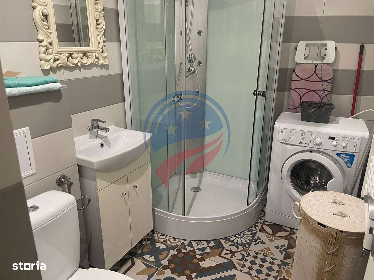 Casa de inchiriat - Imagine principală: 5/8