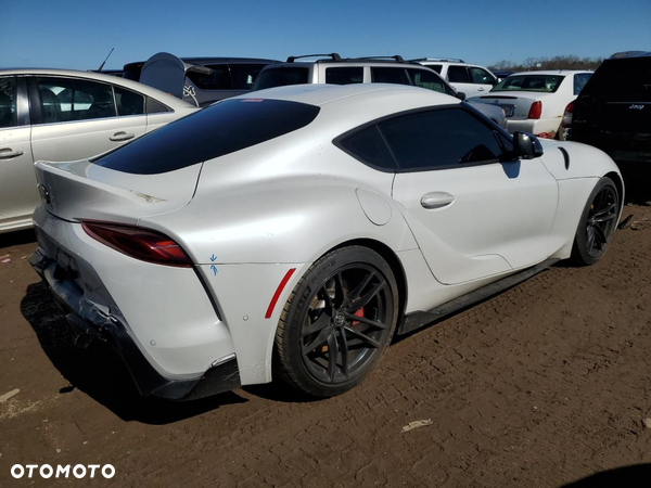 Toyota Supra - 6