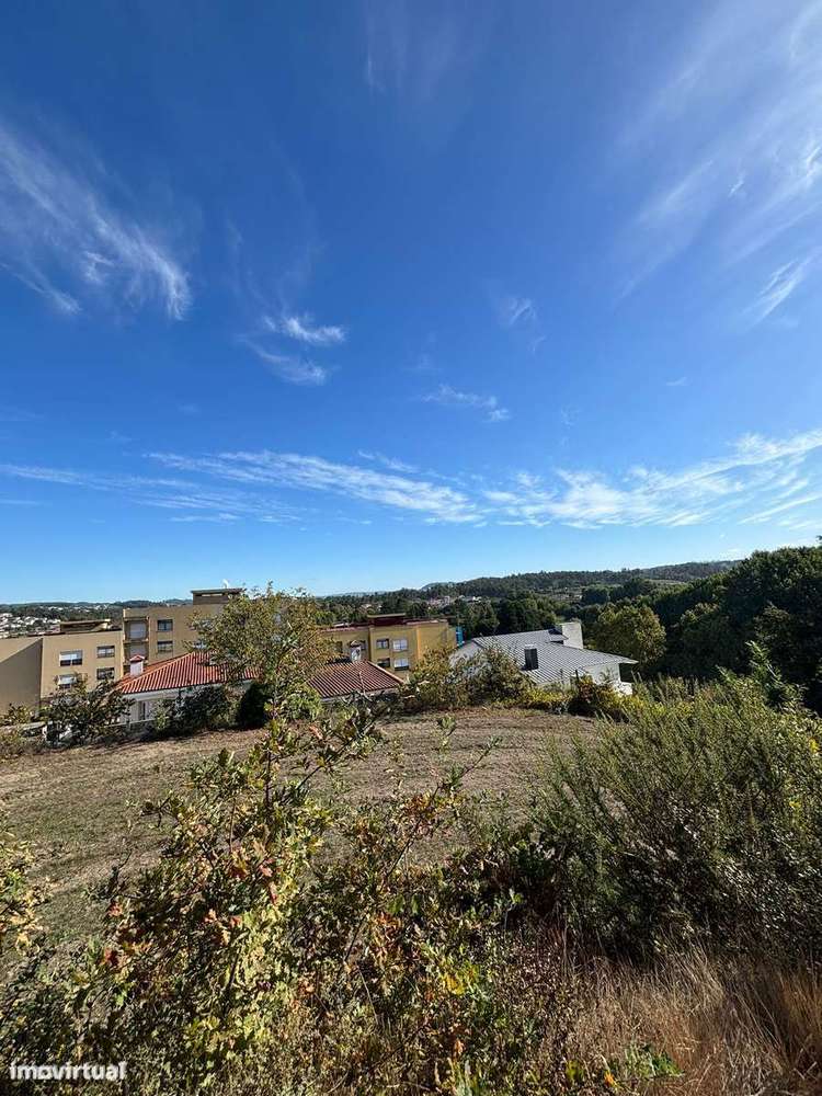 Imóvel de banco : apresente-nos a sua e-35