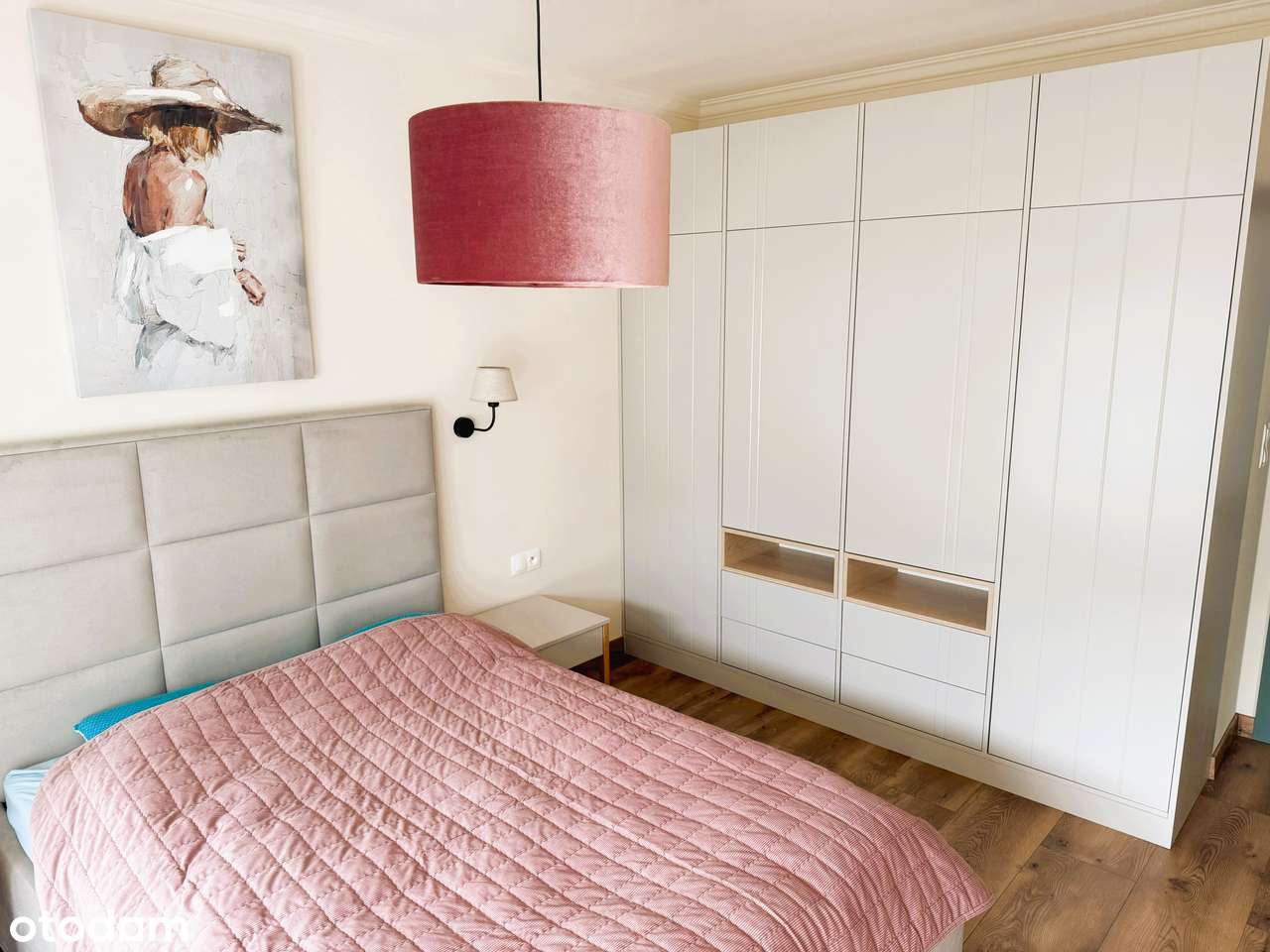 Jedyne mieszkanie - wysoki standard w centrum z miejscem postojowym-2