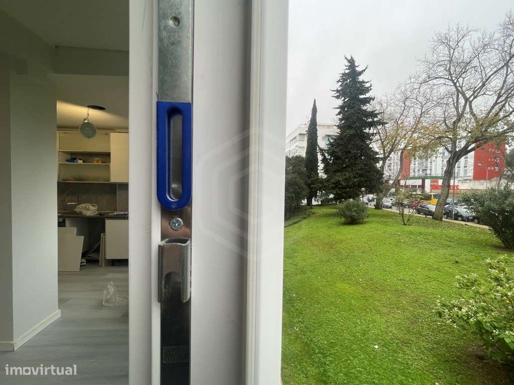 T2 totalmente renovado e luminoso no coração da Figueirinha, Oeiras... - Grande imagem: 5/15