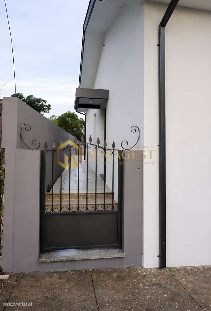 Moradia T3 totalmente restaurada com excelente espaço exterior - Grande imagem: 4/8