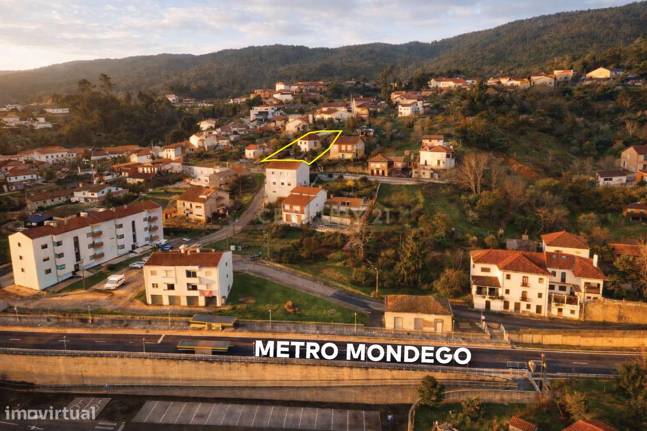 Moradia T2 com Garagem e Espaço Exterior junto ao Metro Mondego - Grande imagem: 4/33
