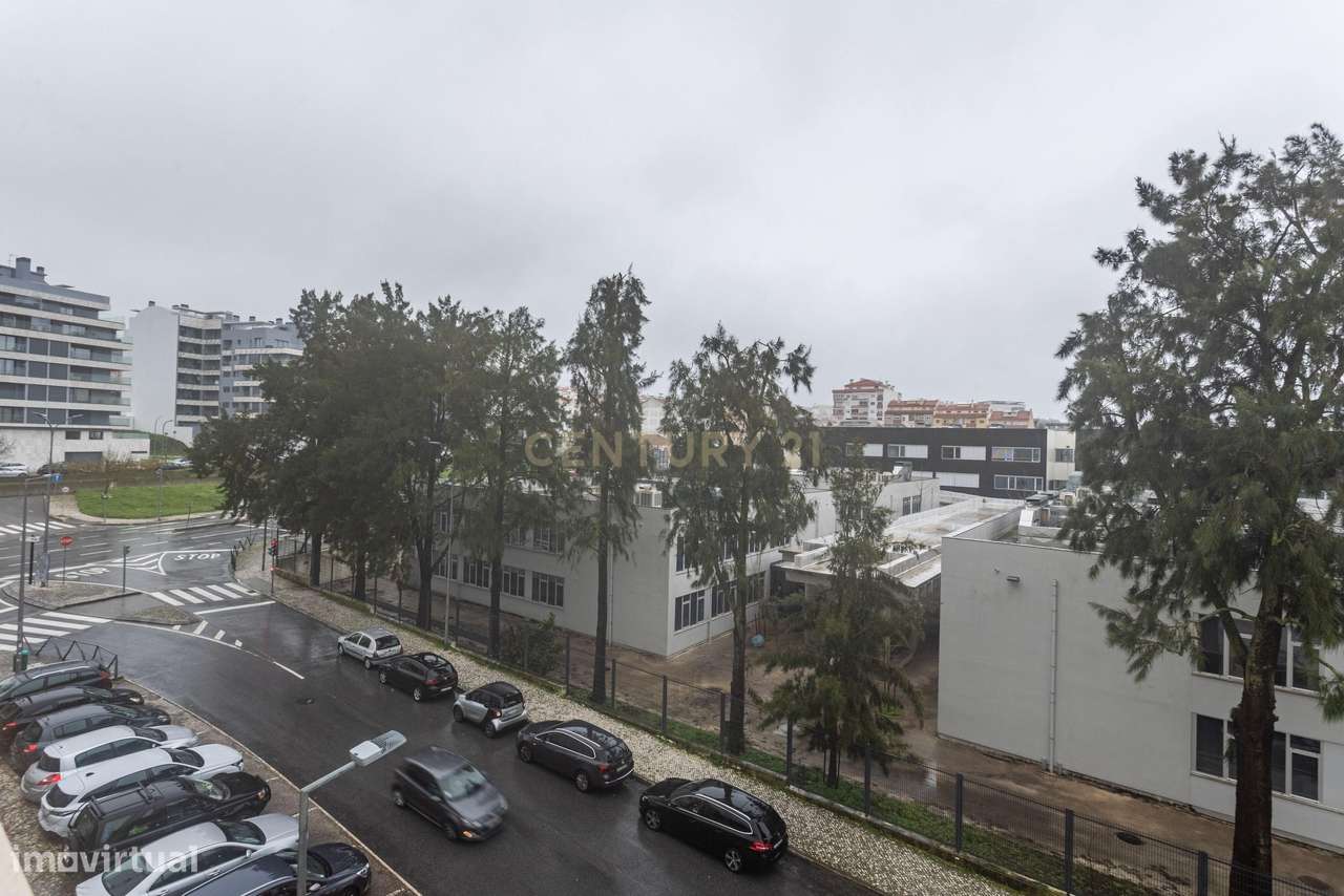 Apartamento T2 em Venteira, Amadora - Oportunidade Única!-18