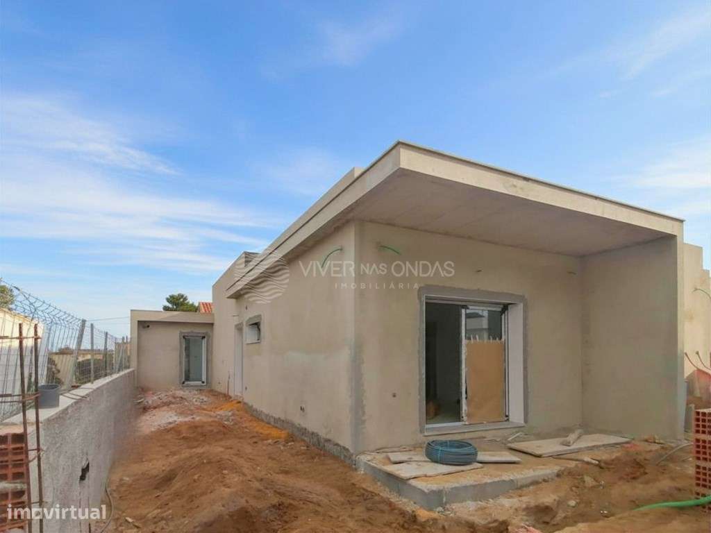 Oferta Escritura Moradia T3 1 Terrea Piscina Fernao Ferro
