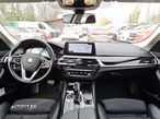 BMW Seria 5 525d Aut. Sport Line - 13