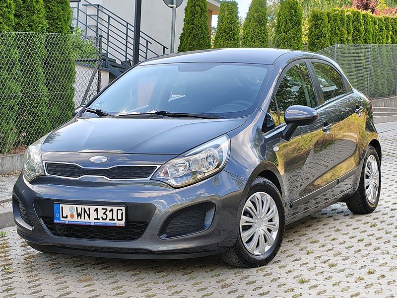 Kia Rio III (2011-) 1.2 Dream-Team Edition 2013