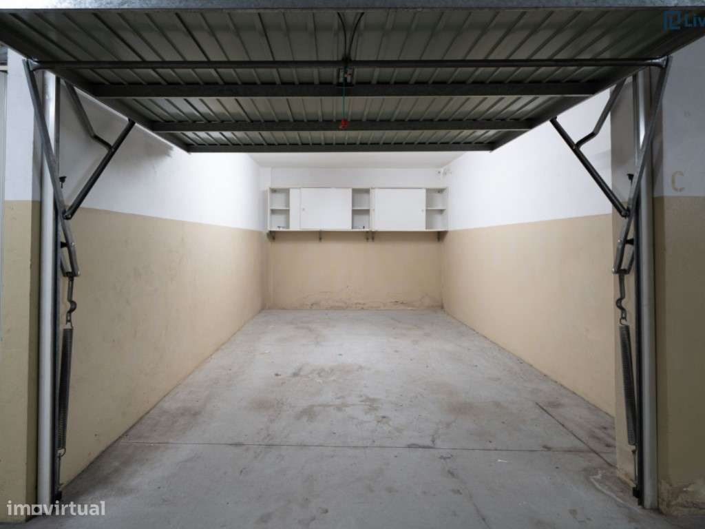 T2 com Amplo Terraço em Gulpilhares-20