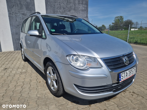 Volkswagen Touran 1.9 TDI Trendline DSG - 3