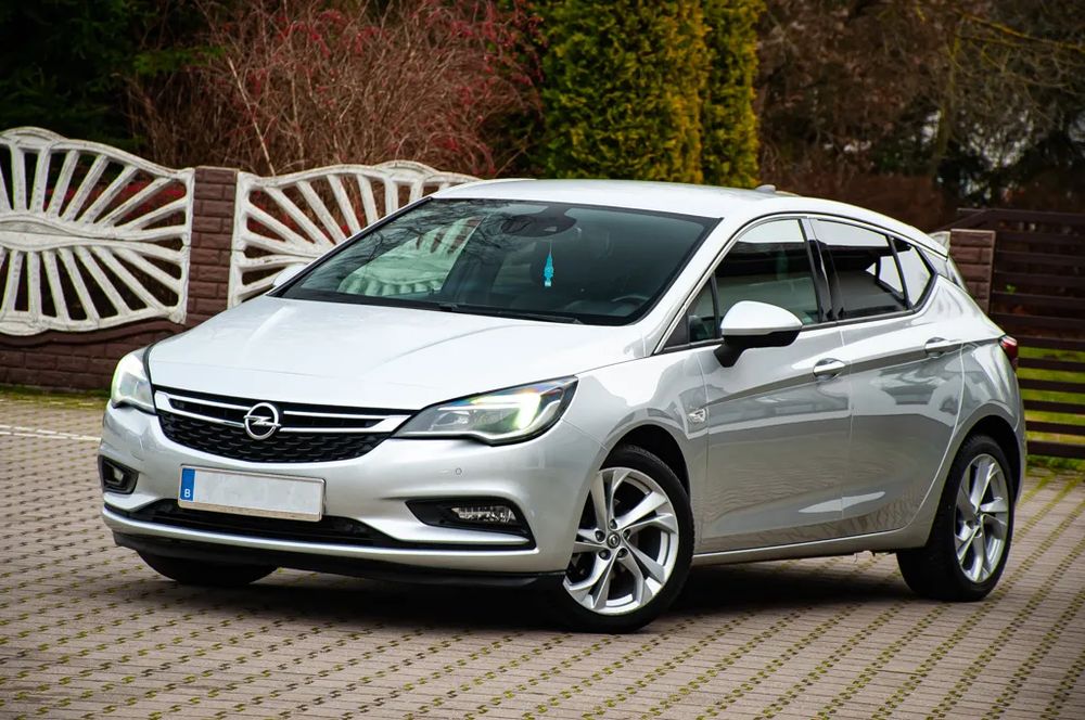 Opel Astra K (2015-2021) 1.4 Turbo Innovation 2016