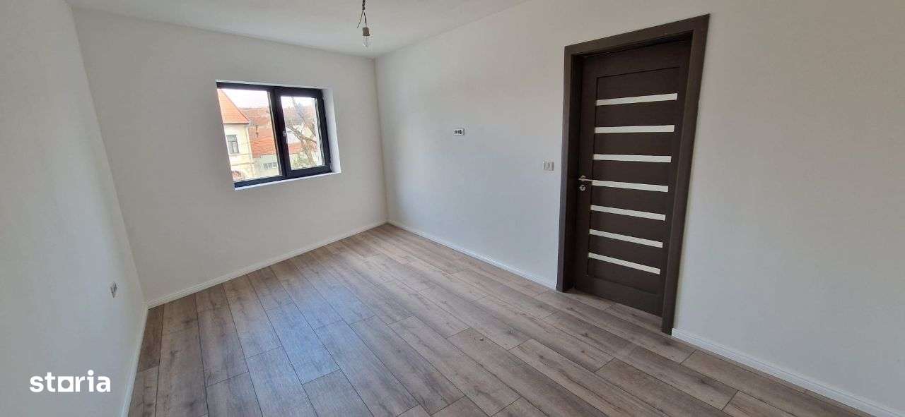 3 camere noi Zona Centrala - Imagine principală: 5/13