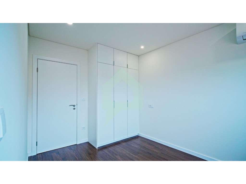 Moradia totalmente remodelada, com 3 quartos, na cidade de Barcelos.-34