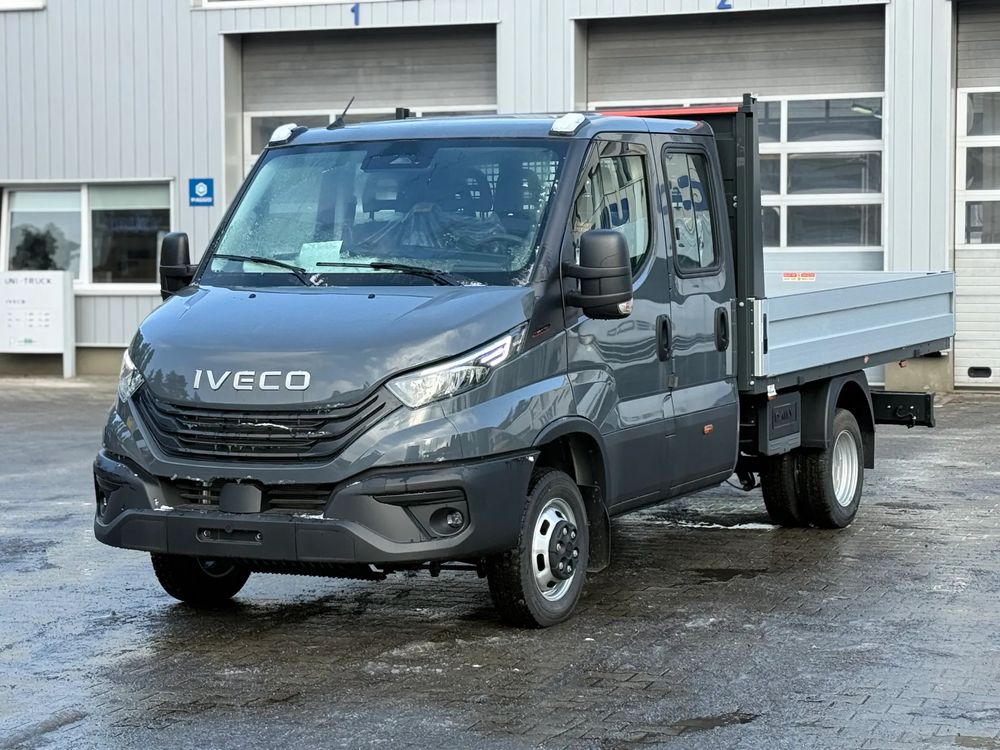 Iveco DAILY Brygadówka ekspozycyjna 7 osobowa od ręki, 13 PIÓR!!! Rok prod 2024