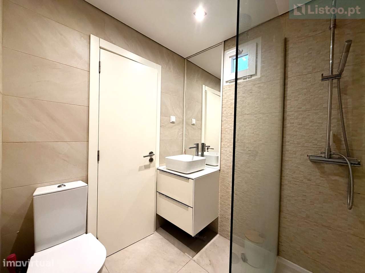 Apartamento T1+1 Misericórdia-12