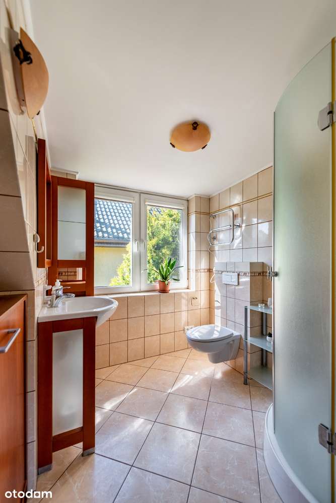 Przytulny domek/4 pokoje/piwnica/wiata/meble/ogród-11