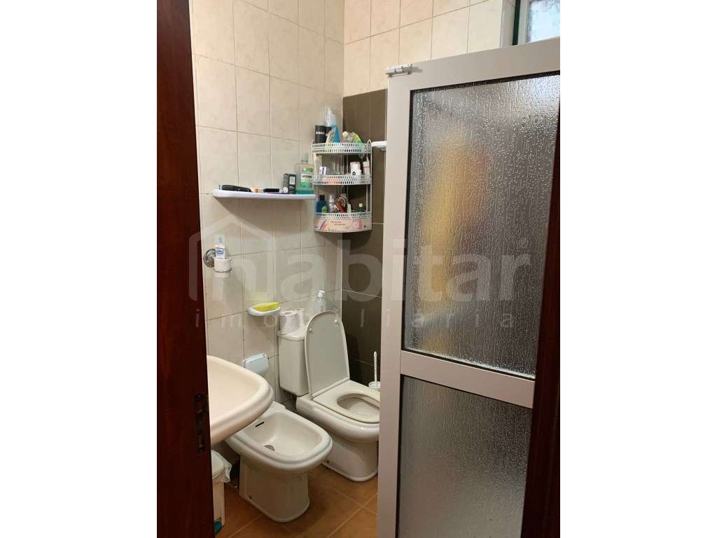 Moradia T3 com 5000m² de terreno Foros de Salvaterra-11