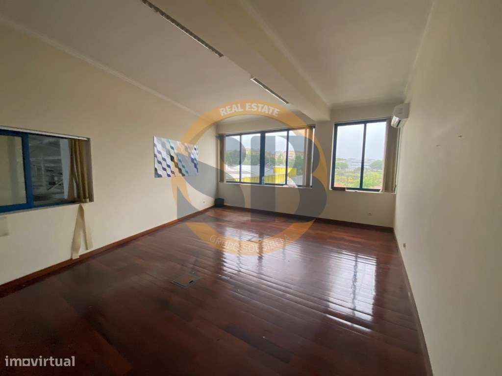 Armazém Industrial São João da Madeira - Grande imagem: 5/8