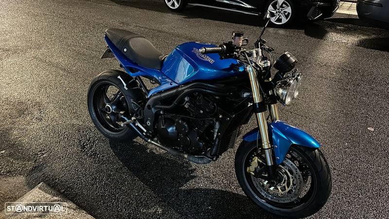 Triumph Speed Triple 1050 RR - 2