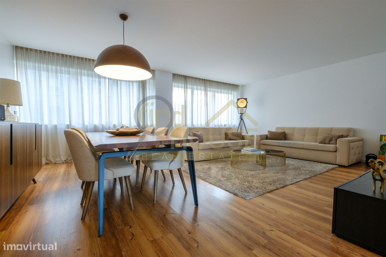 Apartamento T4 com 4 Suites no Saldanha, Av. Casal Ribeiro, Lisboa