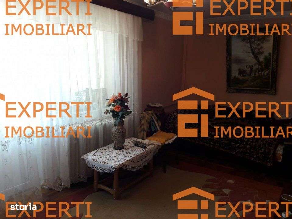 Apartament 4 camere de vanzare, situat in zona Dacia, Constanta - Imagine principală: 2/14