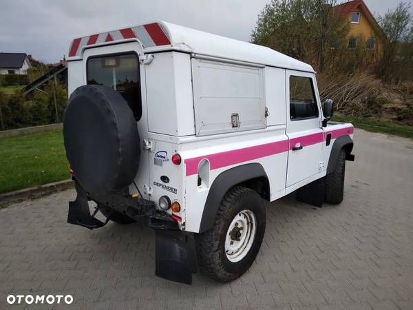 Land Rover Defender 90 2.4 TD4 E - 21