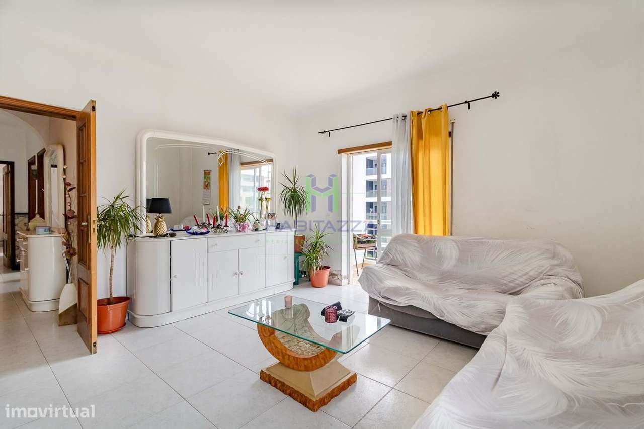 Apartamento T3 com boas áreas, e 3 varandas com vistas desafogadas, nu - Grande imagem: 5/25