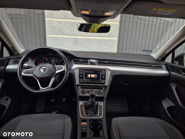 Volkswagen Passat 2.0 TDI EVO Business - 7