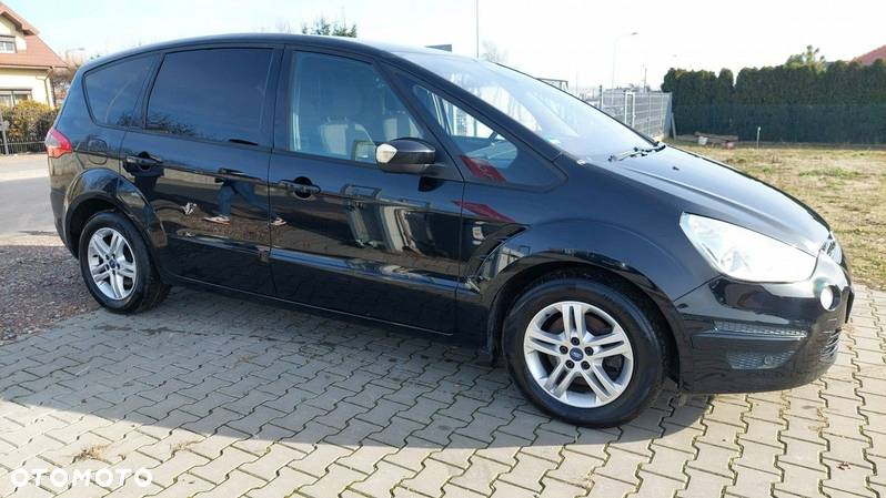 Ford S-Max 2.0 TDCi DPF Titanium - 11