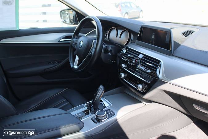 BMW 520 d Line Luxury Auto - 35