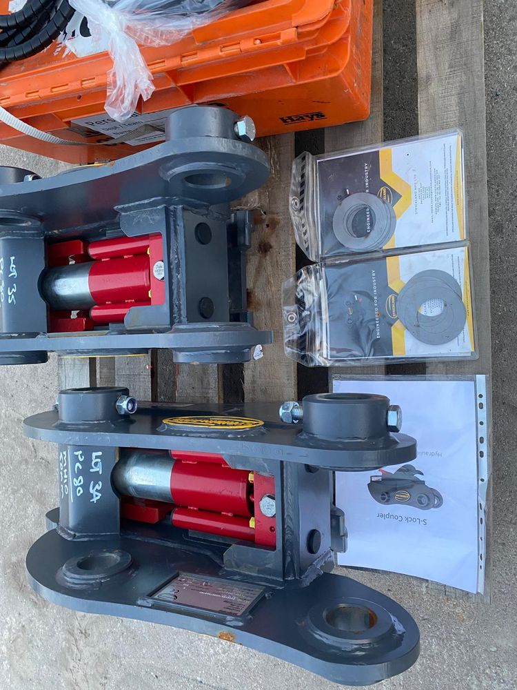 Nowy strickland s-lock coupler do komatsu pc80 – z elektroniką / komplet  nowy strickland s-lock coupler do komatsu pc80 – z elektroniką / kompl 2025