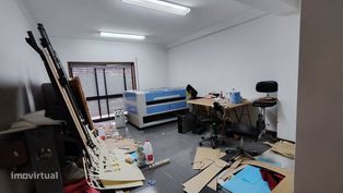 Escritorio - Estrada Nacional 1 - Grande imagem: 2/9