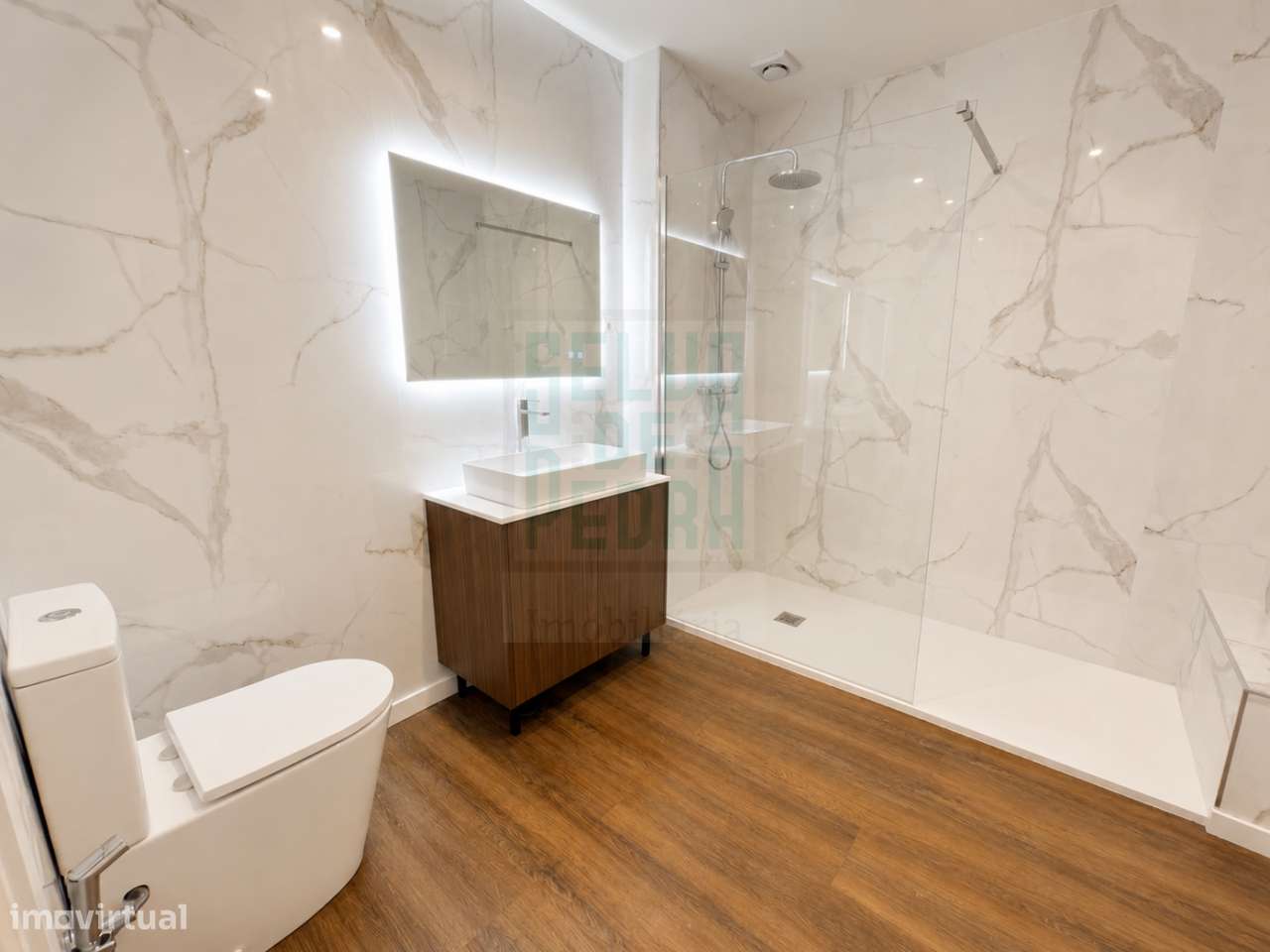 T2+1 Remodelado com 140m² em Paços de Ferreira-15