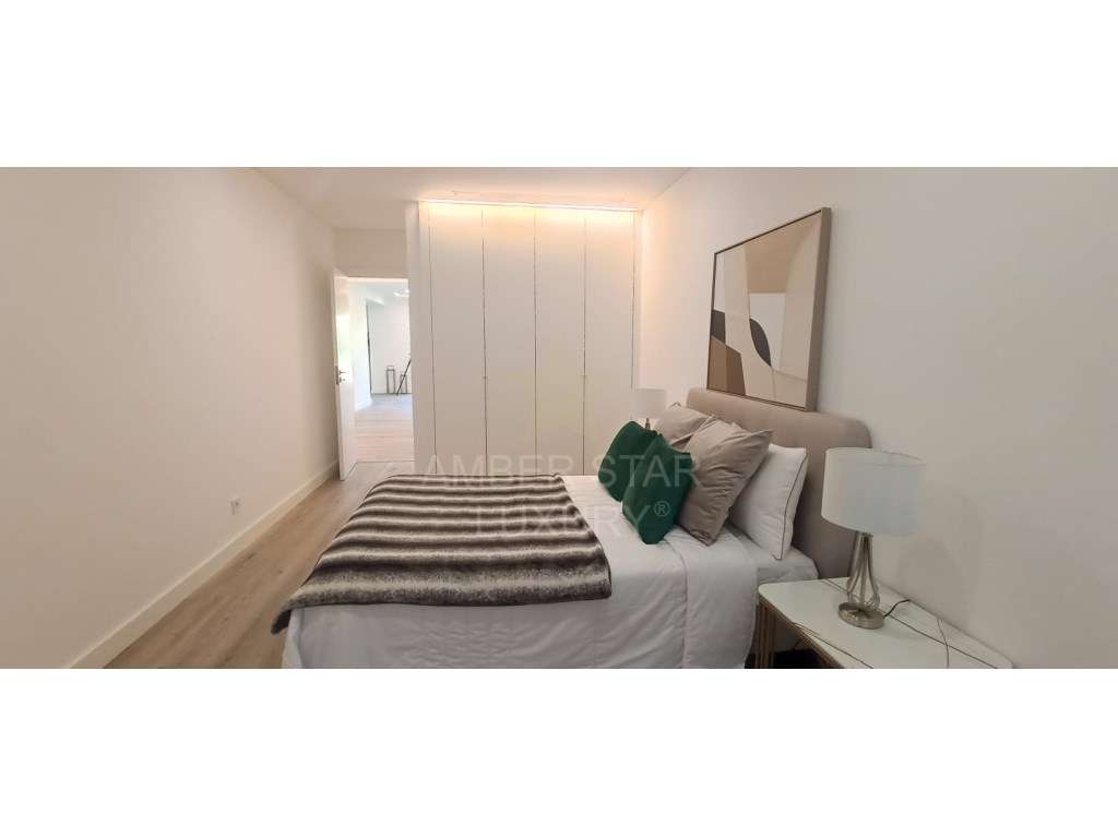 Apartamento T2 decorado e mobilado em São Domingos de Benfica - Grande imagem: 3/7