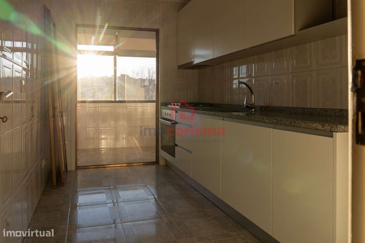 Apartamento T3 no centro de Santo Tirso - Grande imagem: 3/17