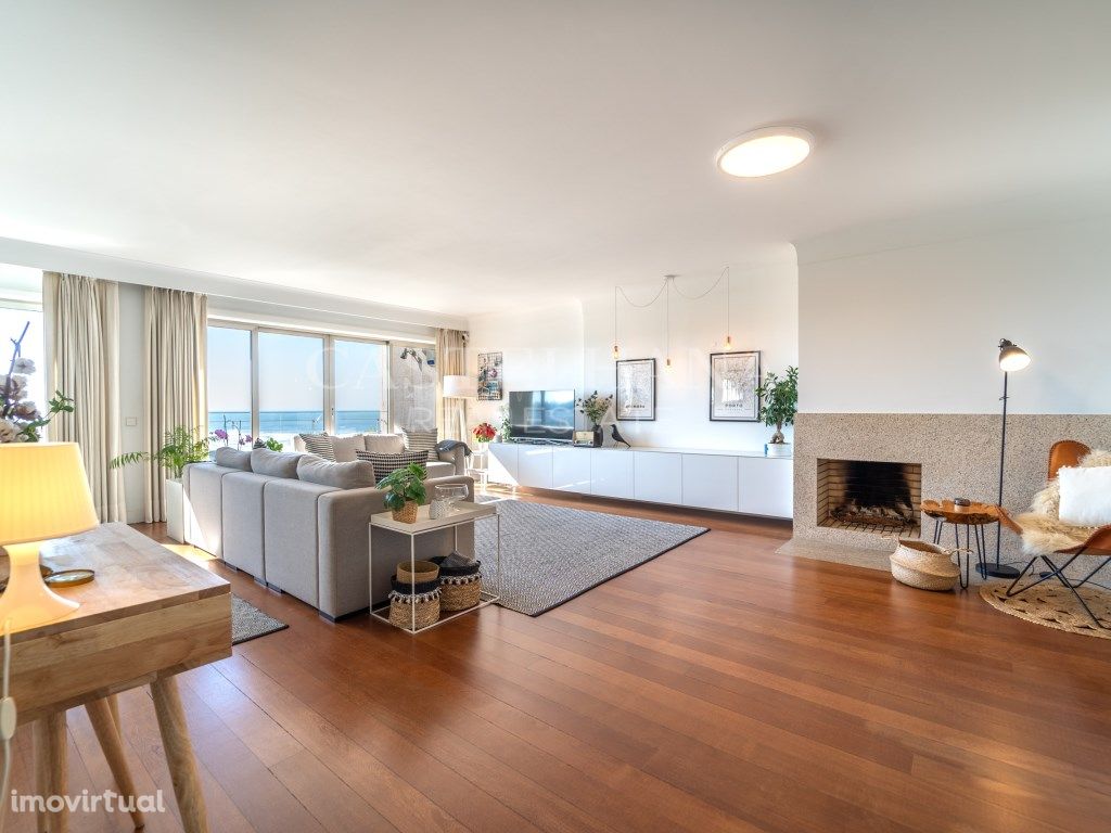 Apartamento T4 em Matosinhos Sul com vista Mar