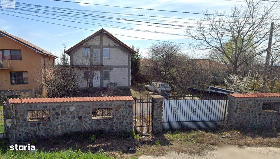 Casa 112 mp + Casa P+M 150 mp si Teren 1700mp, Carcea - Dolj