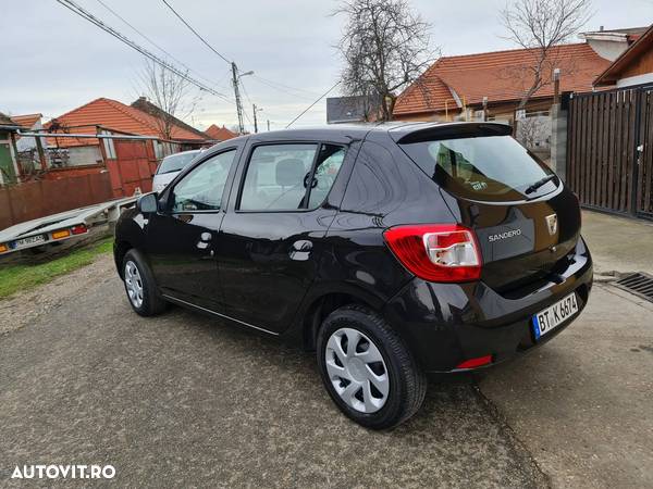 Dacia Sandero - 5