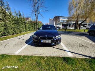 BMW Seria 3 318d Touring
