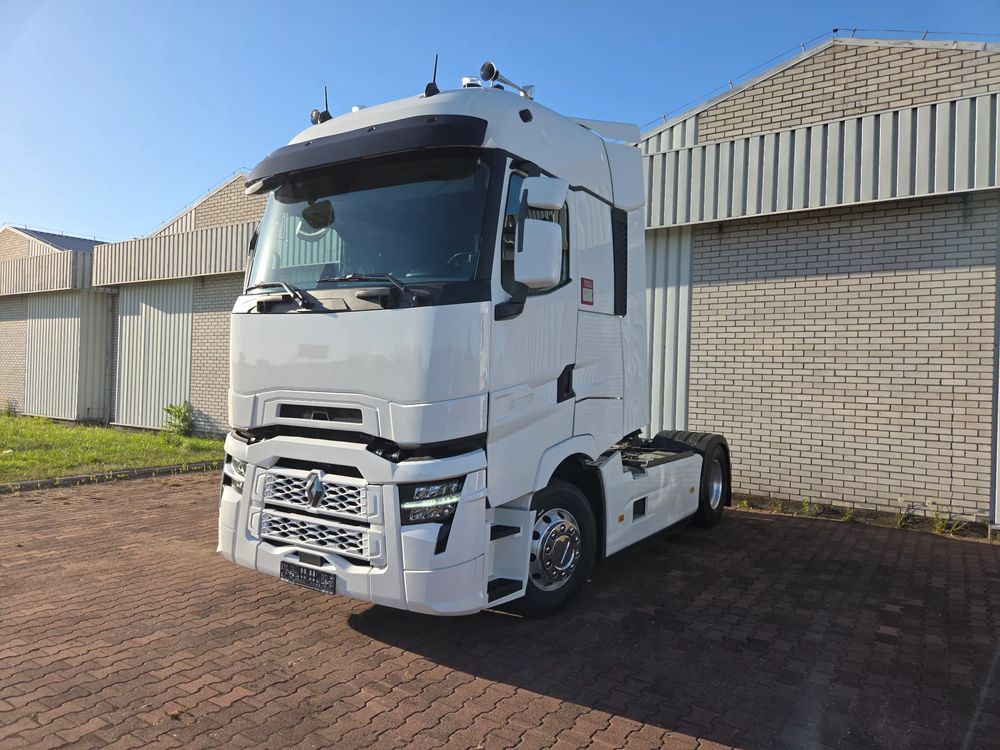 Renault T-series 2023
