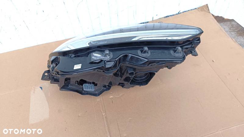 VOLVO S90 V90 MID LED LAMPA PRAWA - 7