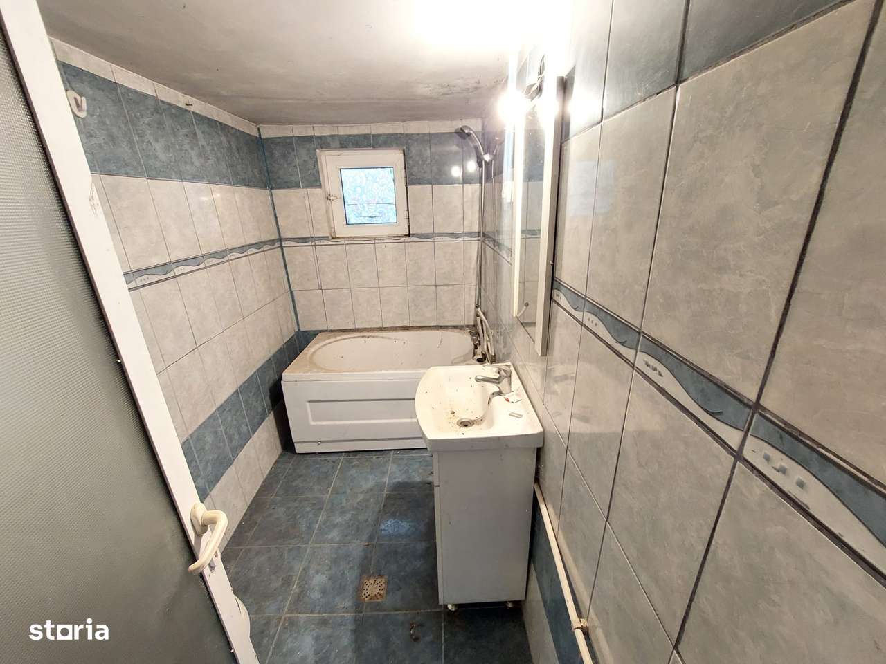 COMISION 0, Casa renovabila 7 camere, 148mp, Targoviste, Priseaca-6