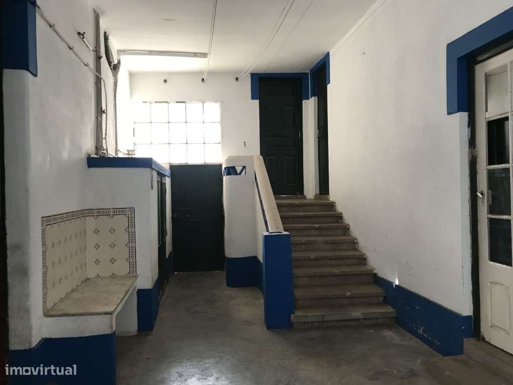 Moradia T7 com elevador-18