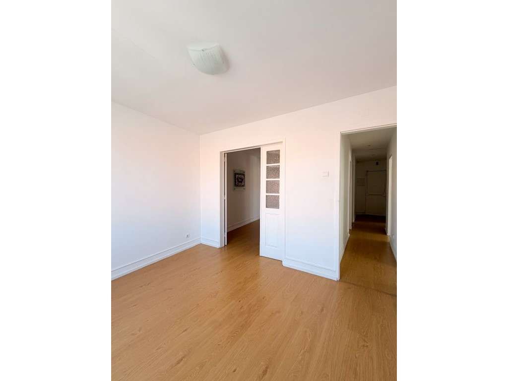 'Vista Rio' - Apartamento T4 para venda em São Vicente-12