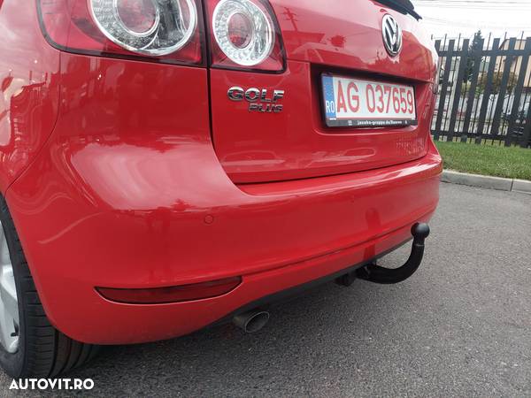 Volkswagen Golf 1.6 TDI DPF Highline - 25