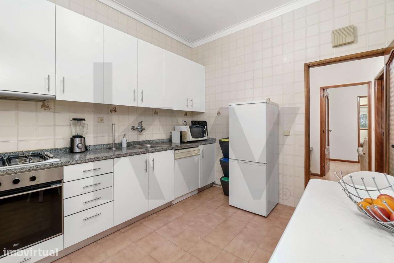 Apartamento T2 em Ermesinde Arrendado com Potencial e Rentabilidade - Grande imagem: 4/9