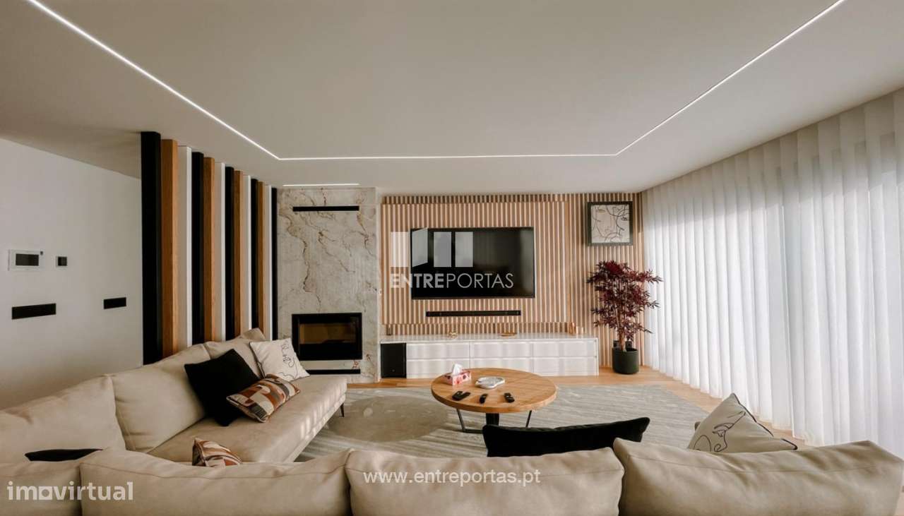 Venda de extraordinária moradia V3 de Luxo, Alvarães, Viana do Caste - Grande imagem: 5/43